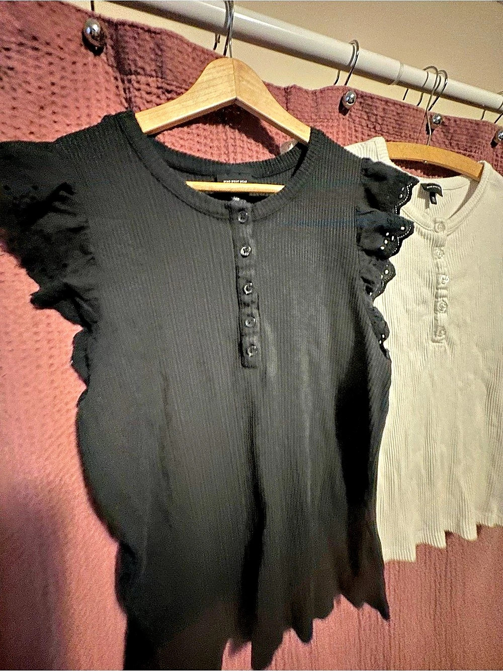 Who What Wear Ribbed Flutter Sleeve Tops Black & White XL
